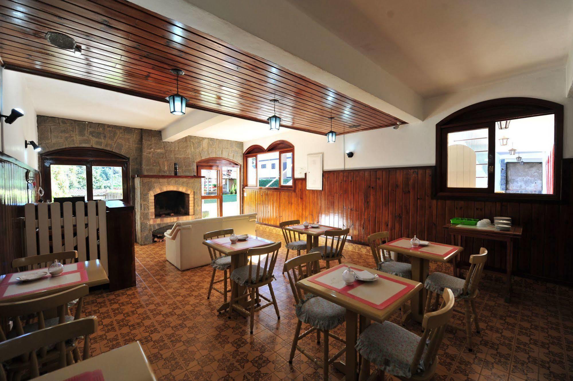 Pousada Villaggio Di Roma กังโปสดูจอร์เดา ภายนอก รูปภาพ